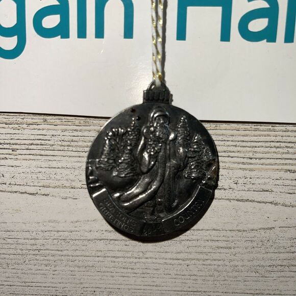 2000 Country Promotional Pewter Christmas Ornament 1.75" Seasons Greetings B#6 - Picture 4 of 5